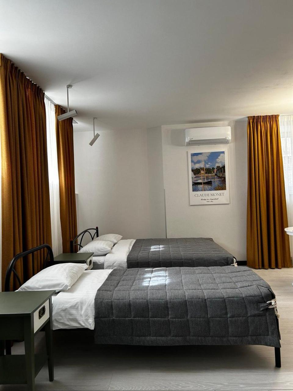 Gosudar Hotel Kropyvnytskyi Ngoại thất bức ảnh