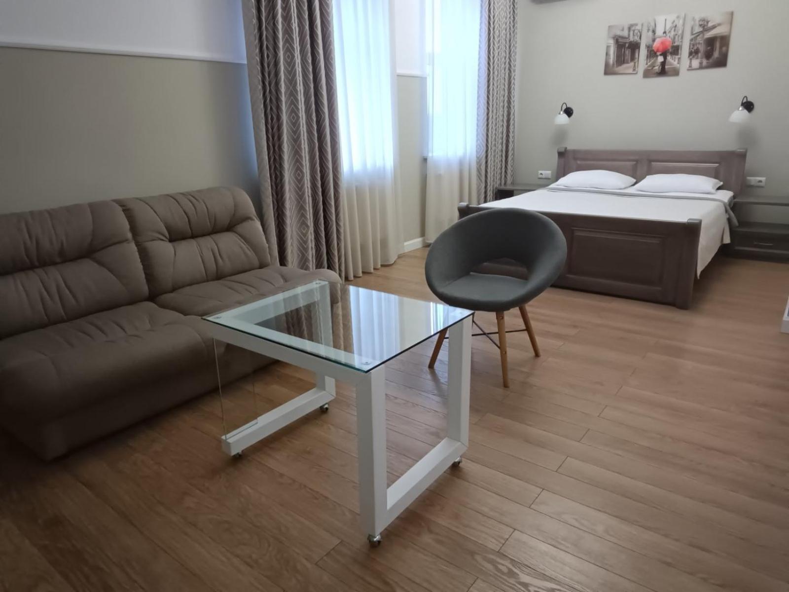 Gosudar Hotel Kropyvnytskyi Ngoại thất bức ảnh