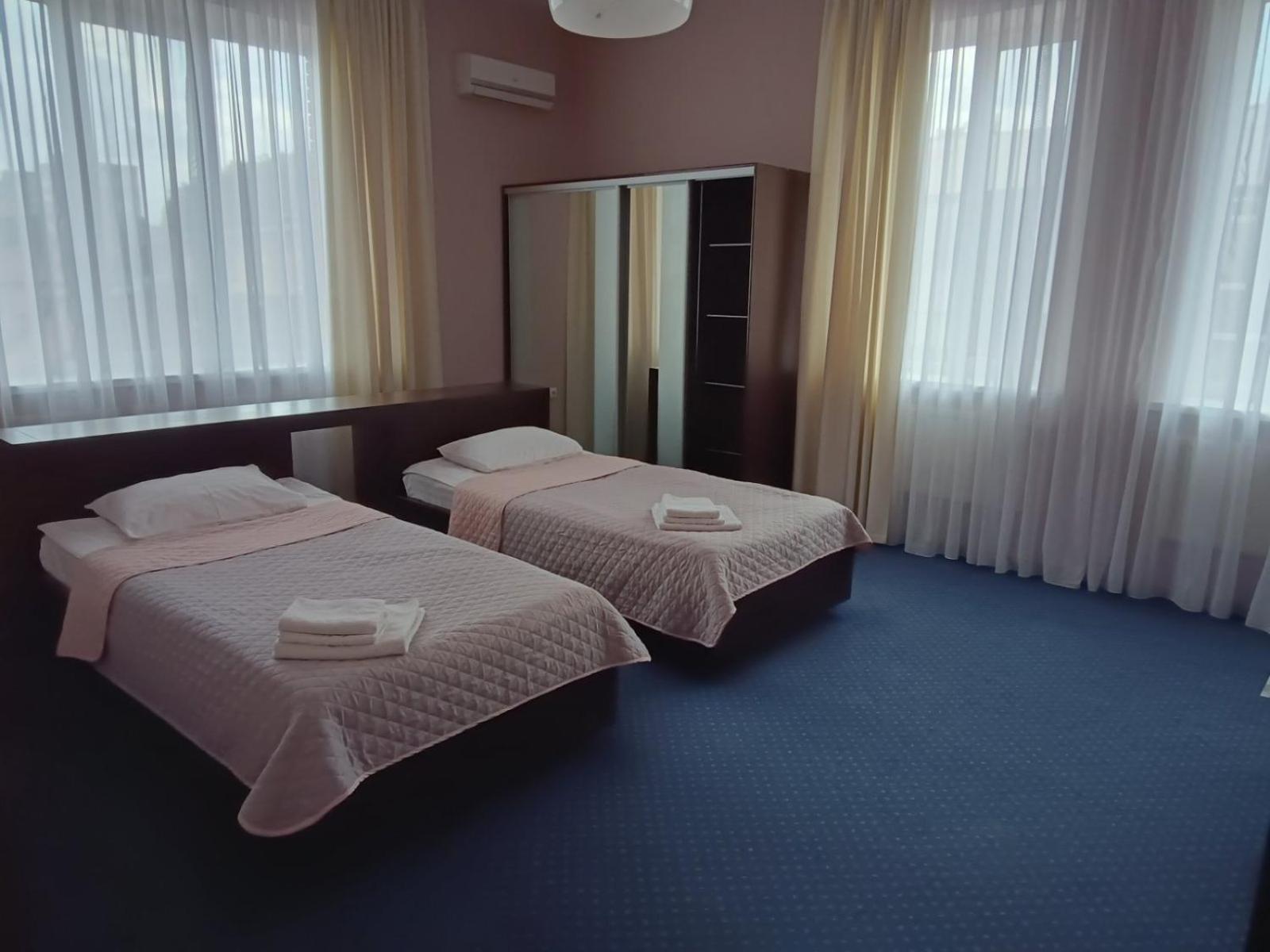 Gosudar Hotel Kropyvnytskyi Ngoại thất bức ảnh