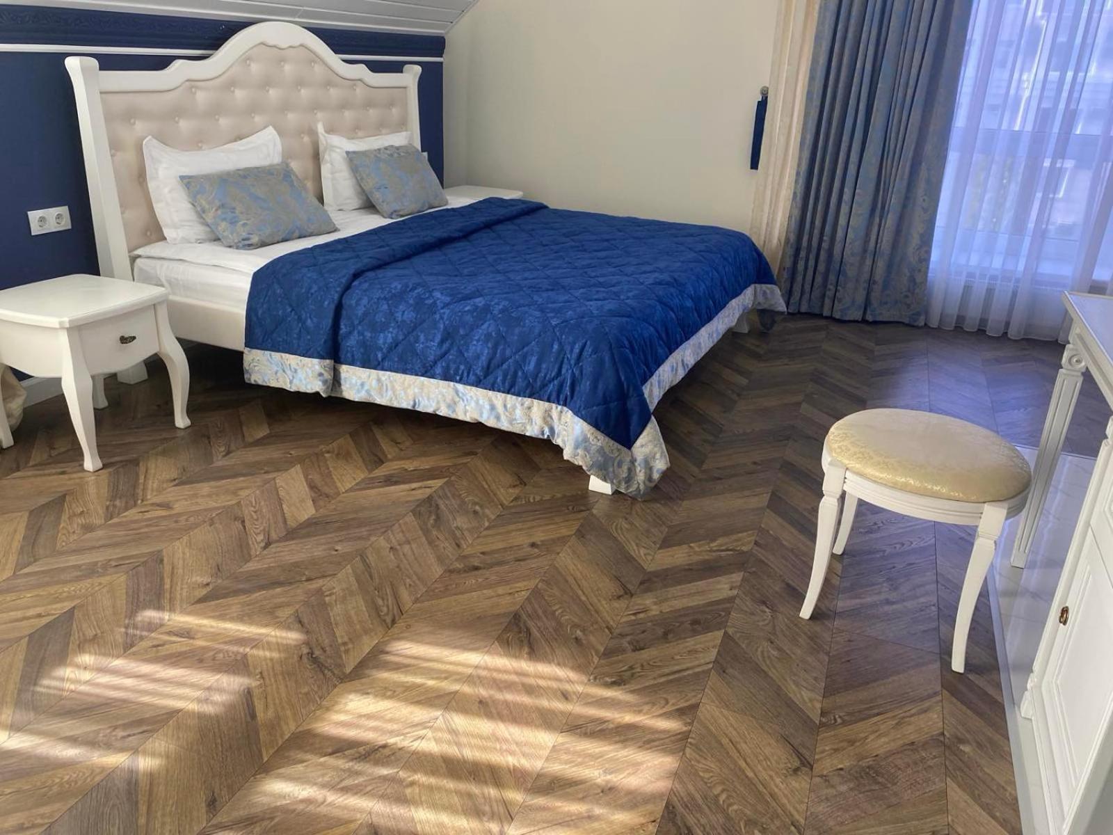 Gosudar Hotel Kropyvnytskyi Ngoại thất bức ảnh