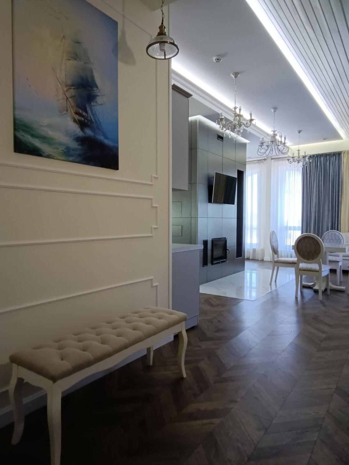 Gosudar Hotel Kropyvnytskyi Ngoại thất bức ảnh