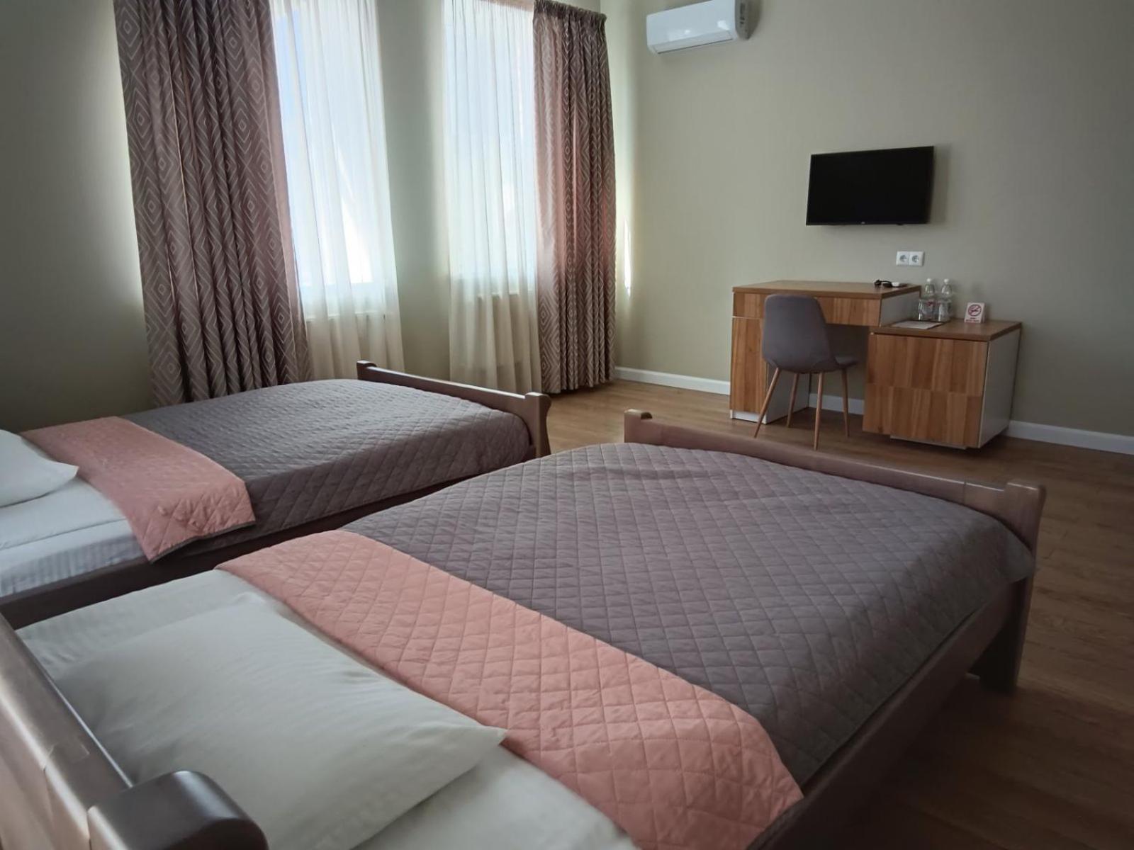 Gosudar Hotel Kropyvnytskyi Ngoại thất bức ảnh