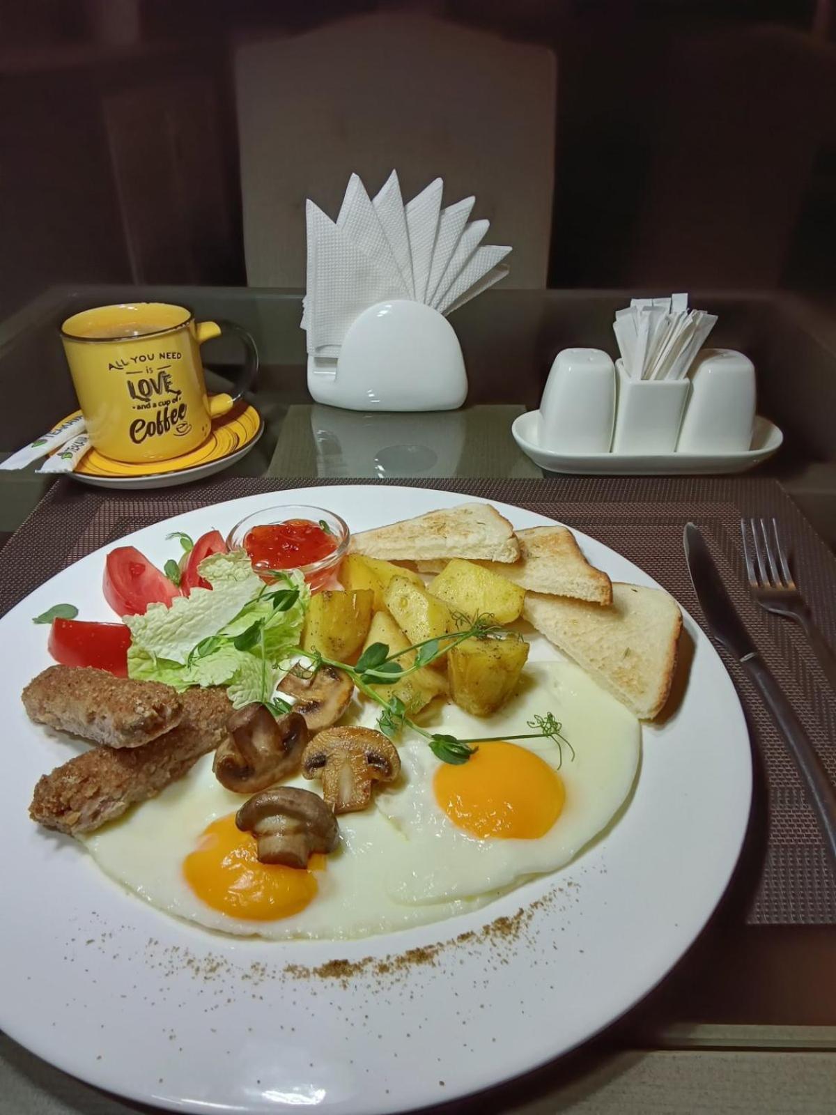 Gosudar Hotel Kropyvnytskyi Ngoại thất bức ảnh