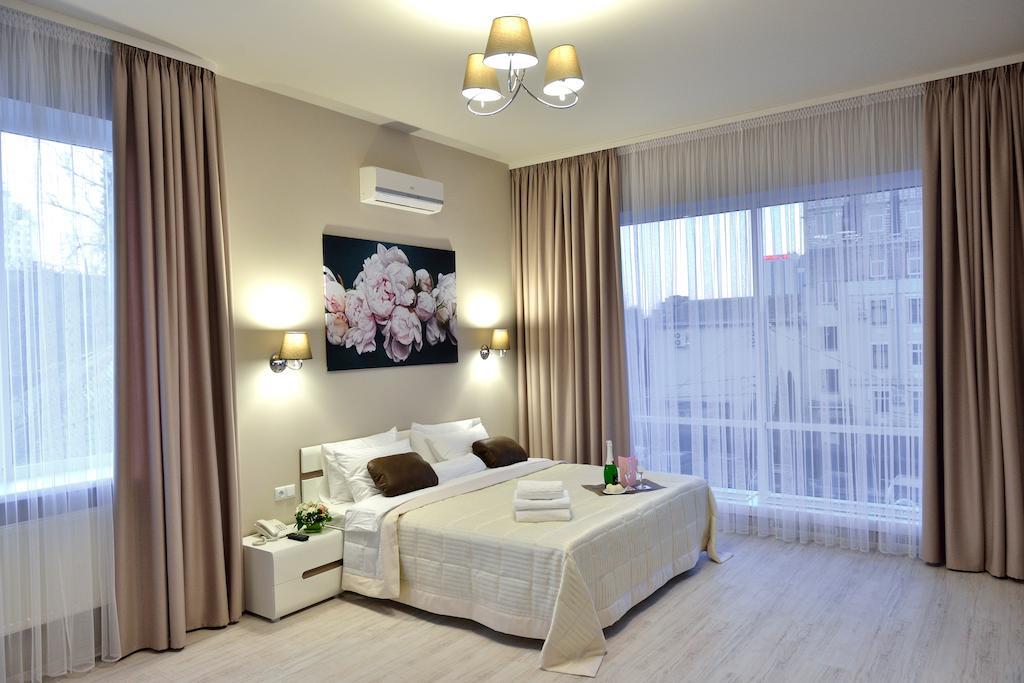 Gosudar Hotel Kropyvnytskyi Phòng bức ảnh